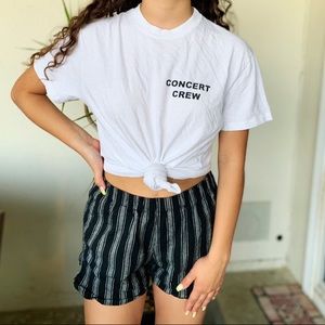 BRANDY MELVILLE CONCERT CREW GRAPHIC TEE